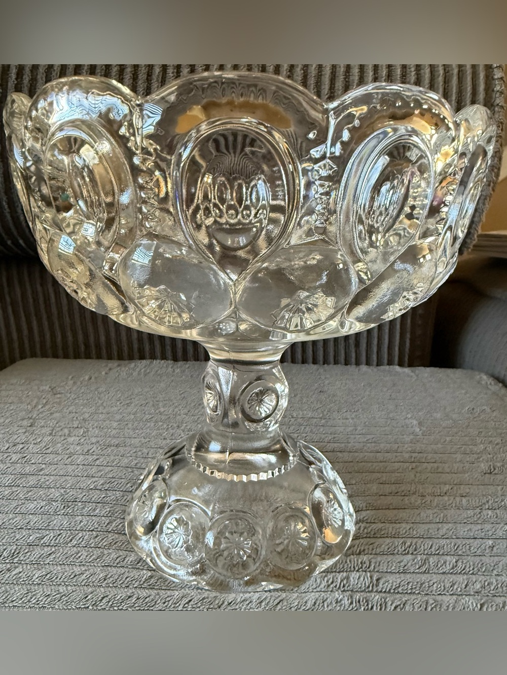VTG L.E Smith Moon & Star Pressed Glass Compote Bowl Clear Glass Pedestal